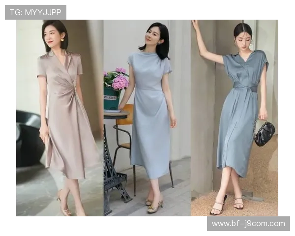 秋季足球场穿搭博主示范舒适有型多场景日常运动风格指南全面实用