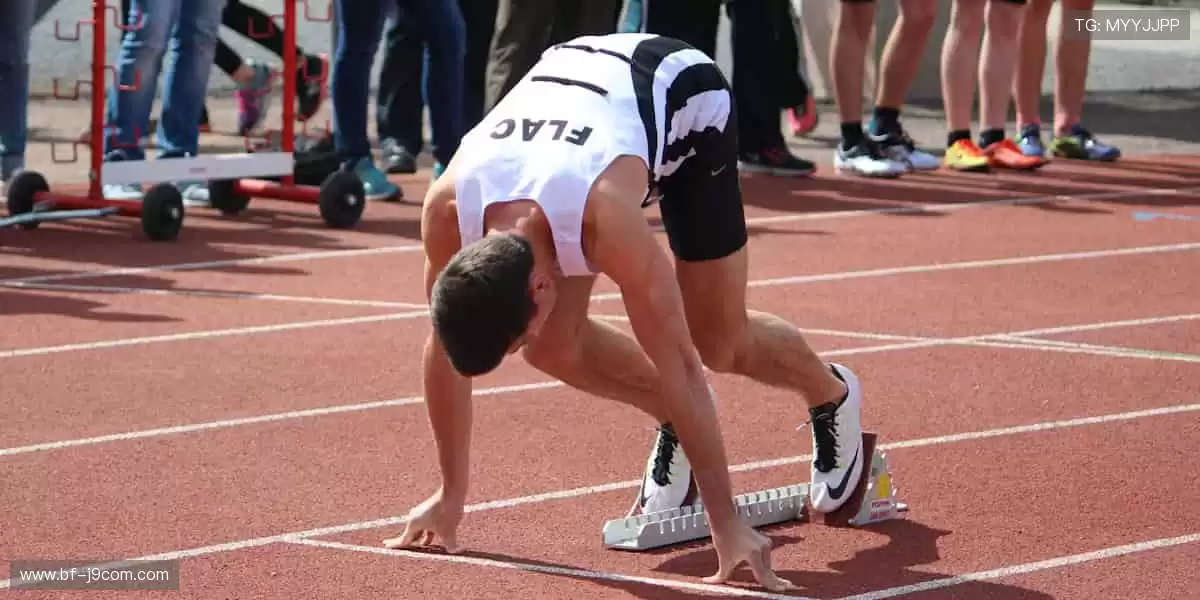 🎁独家周边来袭!限量款球星签名,让热爱触手可及🏅
